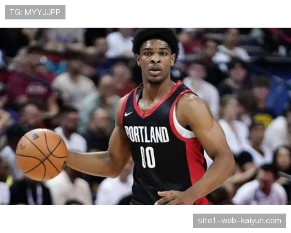 开拓者小个阵容全员换防，斯普利特依对手灵活调整轮换