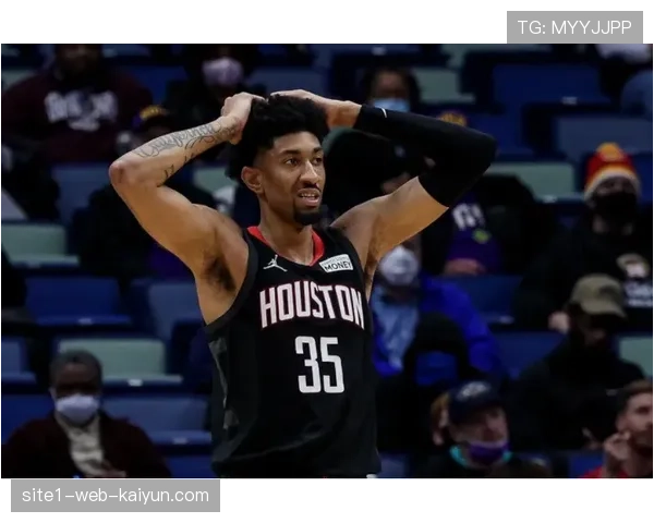 郑祺龙右腓骨上段骨折赛季报销 江苏内线轮换再遭打击